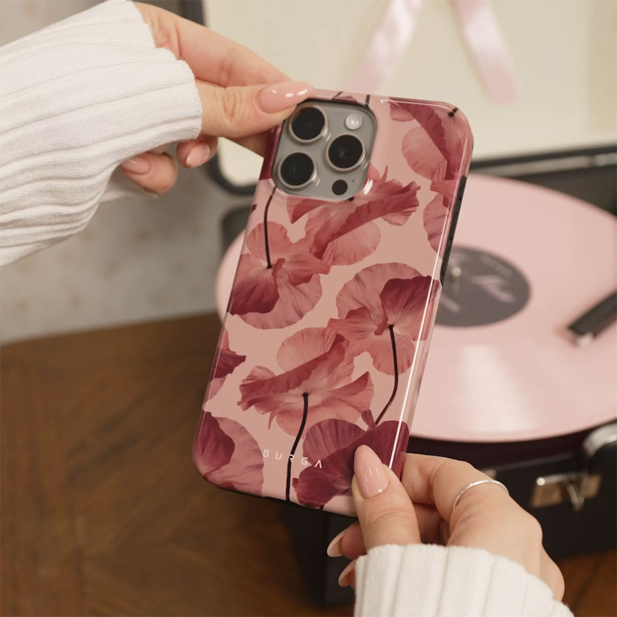 Tender Kiss - Xiaomi 17 Ultra Case